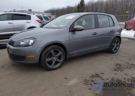 2014 Volkswagen Golf 2.5L z USA, uszkodzony, nr VIN WVWDB7AJ5EW011821